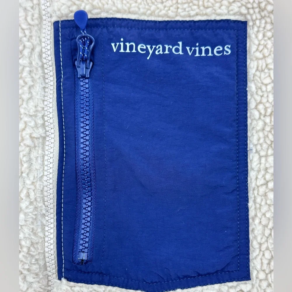 Like New Vineyard Vines Sherpa Vest - Picture 5 of 6